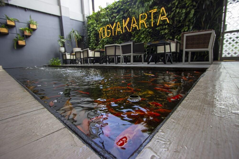 โรงแรมดาฟัม ฟอร์ตูนา เซตูรัน ยอกยาการ์ตา ภายนอก รูปภาพ